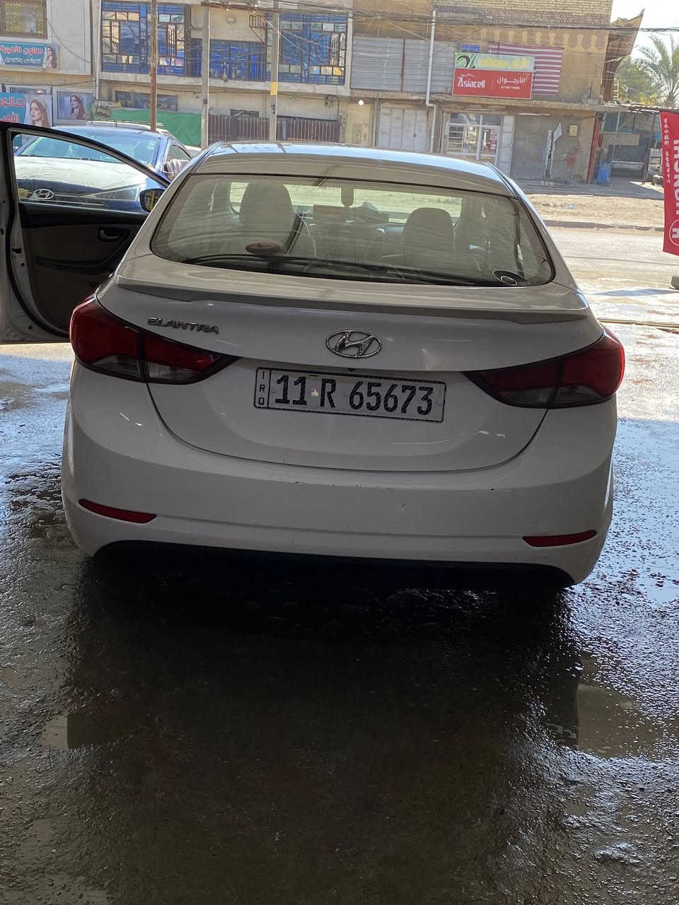 السلام عليكم 
النترا 2015 خليجي كفاله فقط بارد رقم بغداد باسمي رقم وهزه جديدات 
فول مواصفات ماعدا البصمة ماشية ١٠٠ الف كيلو
السونار موضح بالمنشور 
 السعر ١٣٢ وبيها مجال حك الجية
للاتصال *********** 
مكانها بغداد
