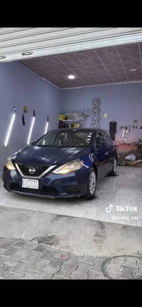 مكلف بالنشر  نيسان سنترا ١٩  مبدل باب خلفي وبنيد  وبيها ملاحظات بارد و...
