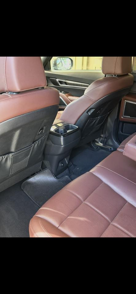 السلام عليكم كيا تيلورايد موديل ٢٠٢٤ ورقم بغداد وبإسمنا مواصفات فووول للاخير كشنات تدفئة تبريد وداخل قرميدي ورادار امامي ونقطة عمياء بالمرايات توقف ذاتي وبعد بيها هواي مواصفات وبيها صبغ بس بنيد ودعامية وصور الحادث موجودة بالصور للاتصال ***********
