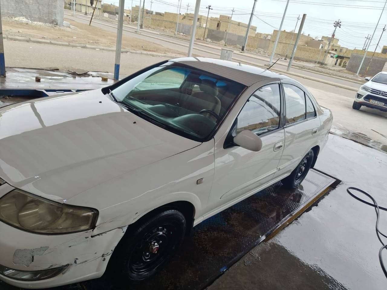 السلام عليكم نيسان سني 2008 سيارة جاهزة وبسمي سنوية جديدة رقم كربلاء دولي مميز السعر 75 وبيهه مجال قليل مال بيع الشراي يتواصل واتساب ع الرقم سونار موجود بل صوره *********** مكان السيارة العمارة متكفل بل نشر
