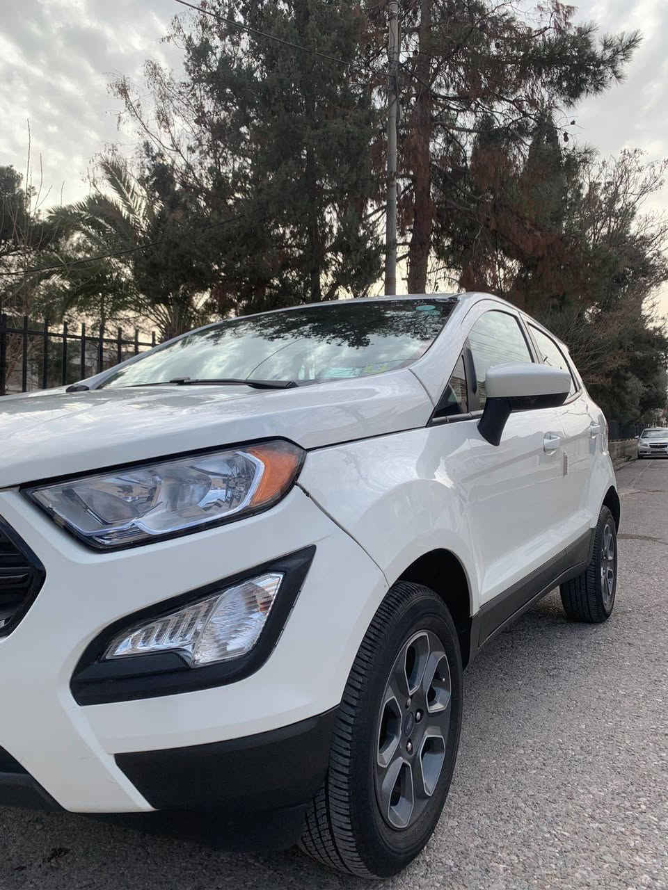 کــــــوردی 
تەنها فرۆشتن بە نقد 

FORD ECO SPORT
فۆرد یکۆ سپۆرت 
مـــۆدێل / 2021 
مواسفات /  4×4 
مەکینە چوار پستۆن 
ڕەقەم هەولێر سەنەوی نوێ 
مەودای ڕۆیشتن/
 (29 هەزار کم) 
 بێ ئێڕباگ ، بێ ناوگرتن ، بێ بۆیاغ
لێوی بۆنیت ، سەندوق تەعدیل

نـــــــرخ  (( ١٠٨ $  )) 

عربي 
فقط بیع نقد ، بدون مراوسة 

FROD ECO SPORT 
مــــــــودیل/ 2021
مواصفات/ 4×4
محرك / v.4  اربع سلندر
رقم اربیل سنوية جدید 
ماشي (  ٢٩ الف کم ) 
 بدون ایرباك  ، بدون دواخل
بدون صبغ 
شبر بنيت و صندوق تعديل

سعر   ((   108 $  )) أربيل, العراق


**إذا كنت صاحب هذا الإعلان وتريد حذفه لأي سبب، رجاءا أرسل رسالة إلى الدعم الفني**