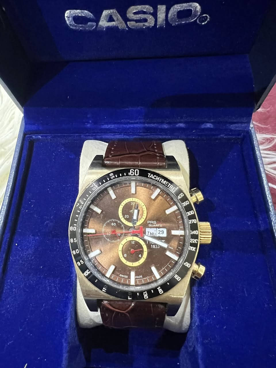 TISSOT
ماكنة مايوتا ياباني اصلي 
مينا مميزة 
نافذ شهري على رقم 3
مقاومة للماء 50 متر 
زجاج زفير كرستال 
السعر 65 الف القطعه
مكاني بغداد


**إذا كنت صاحب هذا الإعلان وتريد حذفه لأي سبب، رجاءا أرسل رسالة إلى الدعم الفني**