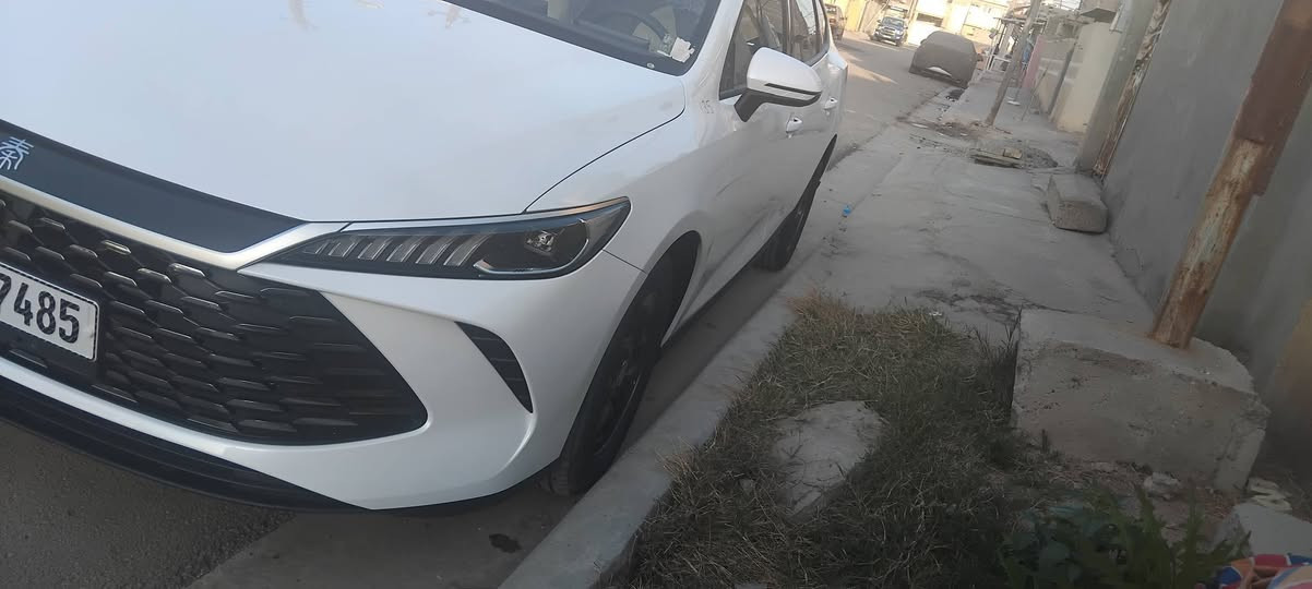 سلام عليكم جن بلاص سيارة بسمي ماشية ١٥٠٠ مكفوله مكاني بغداد  سعر ١٨٣٠٠  رقم هاتف ***********
