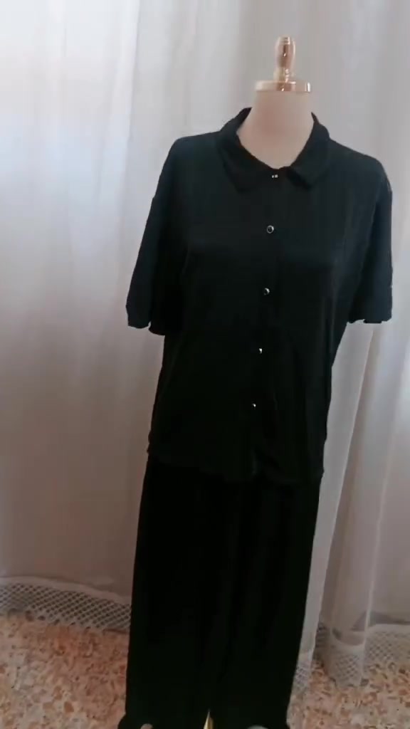 تراكات لشهر محرم تبدي القياسات m L XL XXL سعر القطعه10 للحجز واتساب ***********
