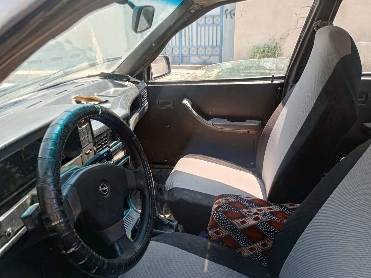 كاديت للبيع المحرك كايم شرط التحويل كاربون موجود كهرباياته كله شغاله المحرك ابيعك فحم السعر مليون او100 /***********
