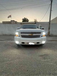 تاهو 2011 LTZ الون ابيض وارد كندي كلين حادثه خفيف  موضح بالسونار// للب...