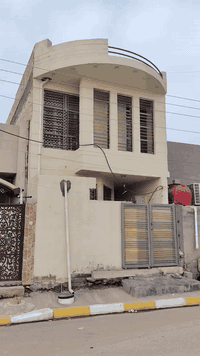 السلام عليكم يعلن مكتب الكوخ للعقار عن بيع دار  بناء درجه اولى رفت في حي العسكري قرب نزلة خيري العبد الله
المساحه 100م
الواجها 5م
النزال 20
السعر 105
مطلوب اسكان 38
تسديد شهري 200 الف
يعني تدفع 67 والباقي اقساط للإستفسار مراجعة مكتب الكوخ او الاتصال على الأرقام التاليه
***********
***********
