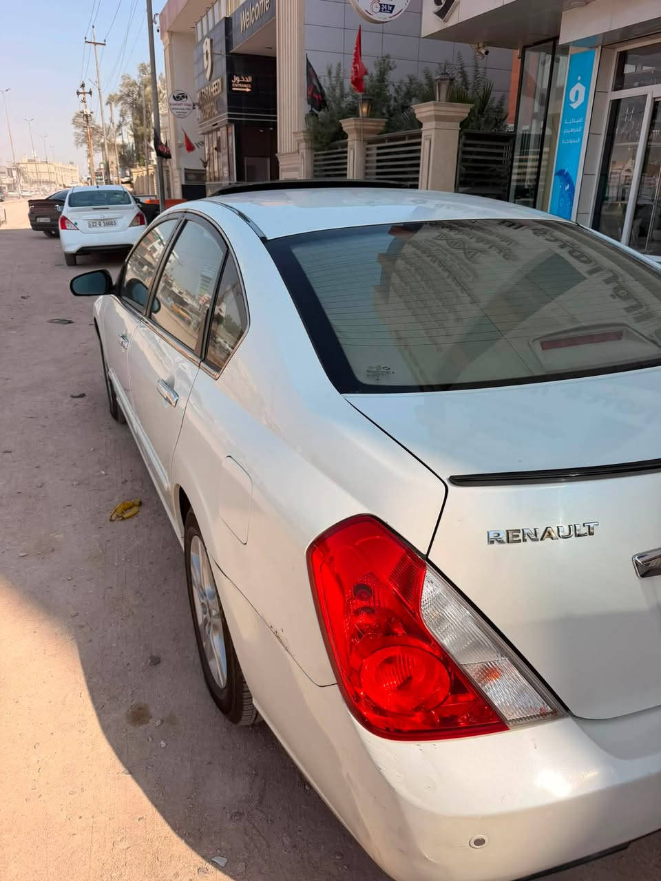 السلام عليكم رينو سافران لبيع 

مديل 2009

سياره كفاله عامه ماعده طخه بسيطه باب 

مكينه 2300 6V

مكينه وكير خير من الله 

فول مواصفات 

فتحه
تدفئه كشنات
تبريد قطعتين تبريد ثلج 
مسجل جنجر 6 اقراص 
شاشه اندرويد 
لايتات زنون عالي + ناصي + بلوجكترات 

سياره جاهزه من كلشي تخم تاير جديد 

سياره بيها منضومه غاز انسه البانزين 

سياره رقم بغداد بسمي تحويل ثاني يوم سنويه 2030 

سعر 115 وبيها مجال وكلشي اكو بسوك 

مكان سياره البصره
***********

