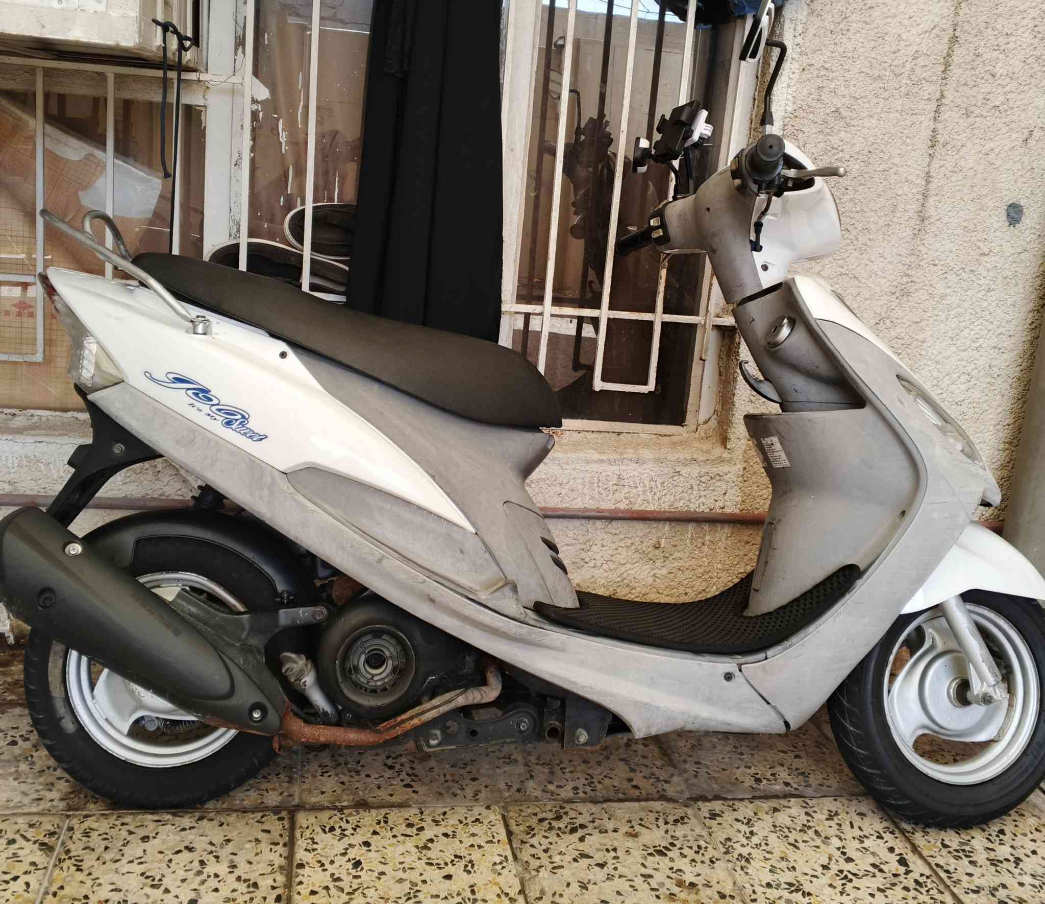 سلام عليكم
ماكس 120 (منغولي)

دࢪاجه جديده سلف بأي وقت وهندࢪ بلاديه وڪلشي شغال بيها شعله ومعدل شوفت شوفت عينك بصوࢪ مڪينه ممفتوحه 
دࢪاجه مال جناي ميحتاج اوضح بعد
مڪينة لا نضوح ولاتبخيࢪ نص نڪࢪه تشتغل تجي وتشوف بعينك احله من الصوࢪ
ب650 وبيهه مجال للشࢪاي مڪفوله سࢪقه) 
الࢪقم/*********** ومتواجد خاص✅
