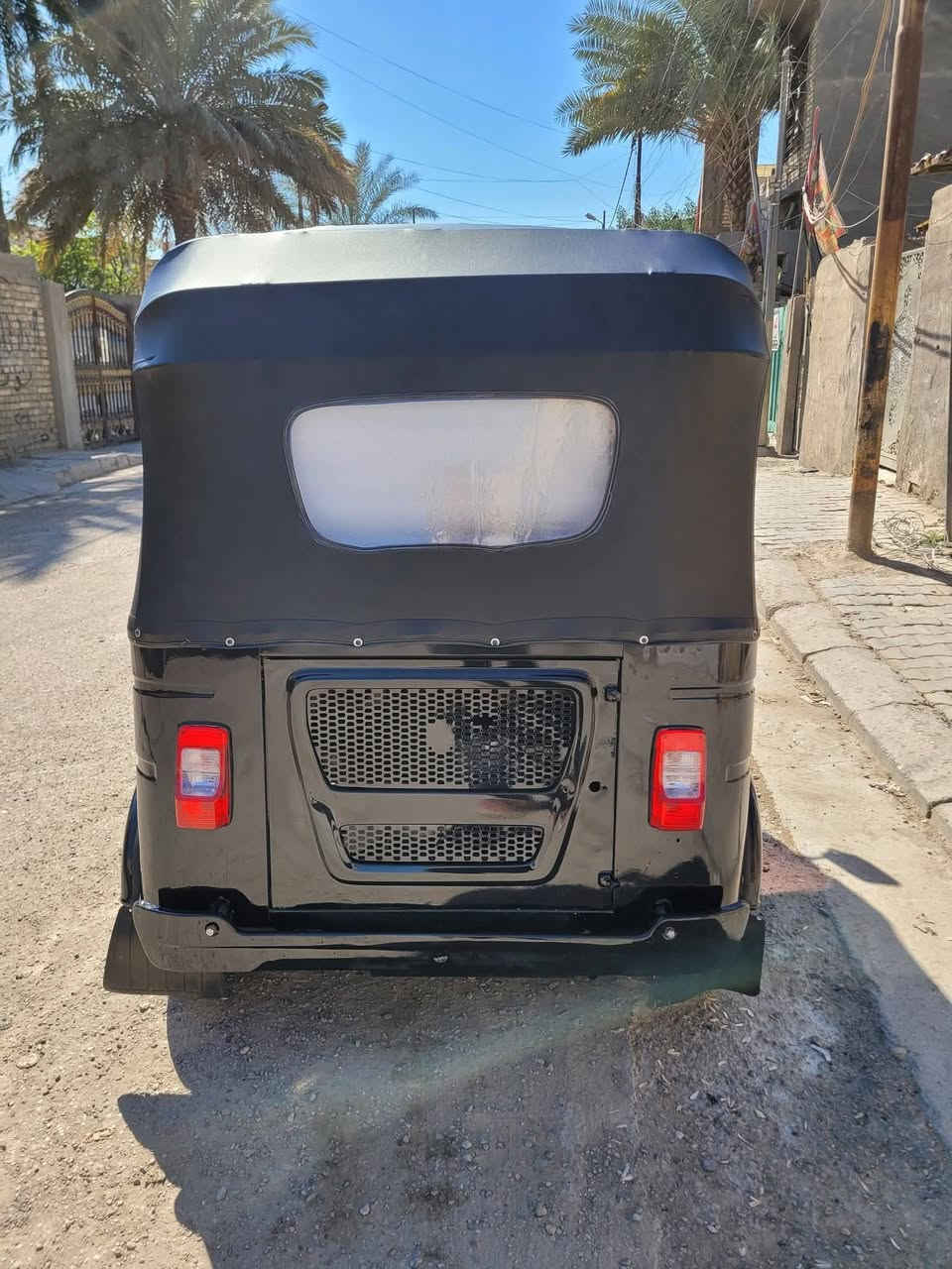 سلام عليكم البيع تك تك موديل ١٧ محتثه ٢٢ بكامل كهربايات كله شغاله تخم تاير دوشمه تكتك وراق شرط ترقيم السعر خاص ستفسار ***********
