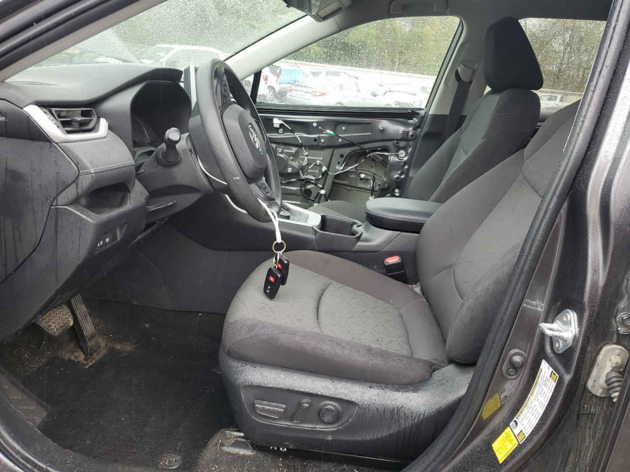 سلام عليكم للبيع راف فور موديل 2024 هايبرد 
سيارة بالحرة تدخل شهداء او حرة بأسمك مباشر 
سيارة بدون يرباك شغاله وتمشي وكل غراضها وياها 
من يرغب الشراء الاتصال ع الرقم ***********

_____________________________________________
