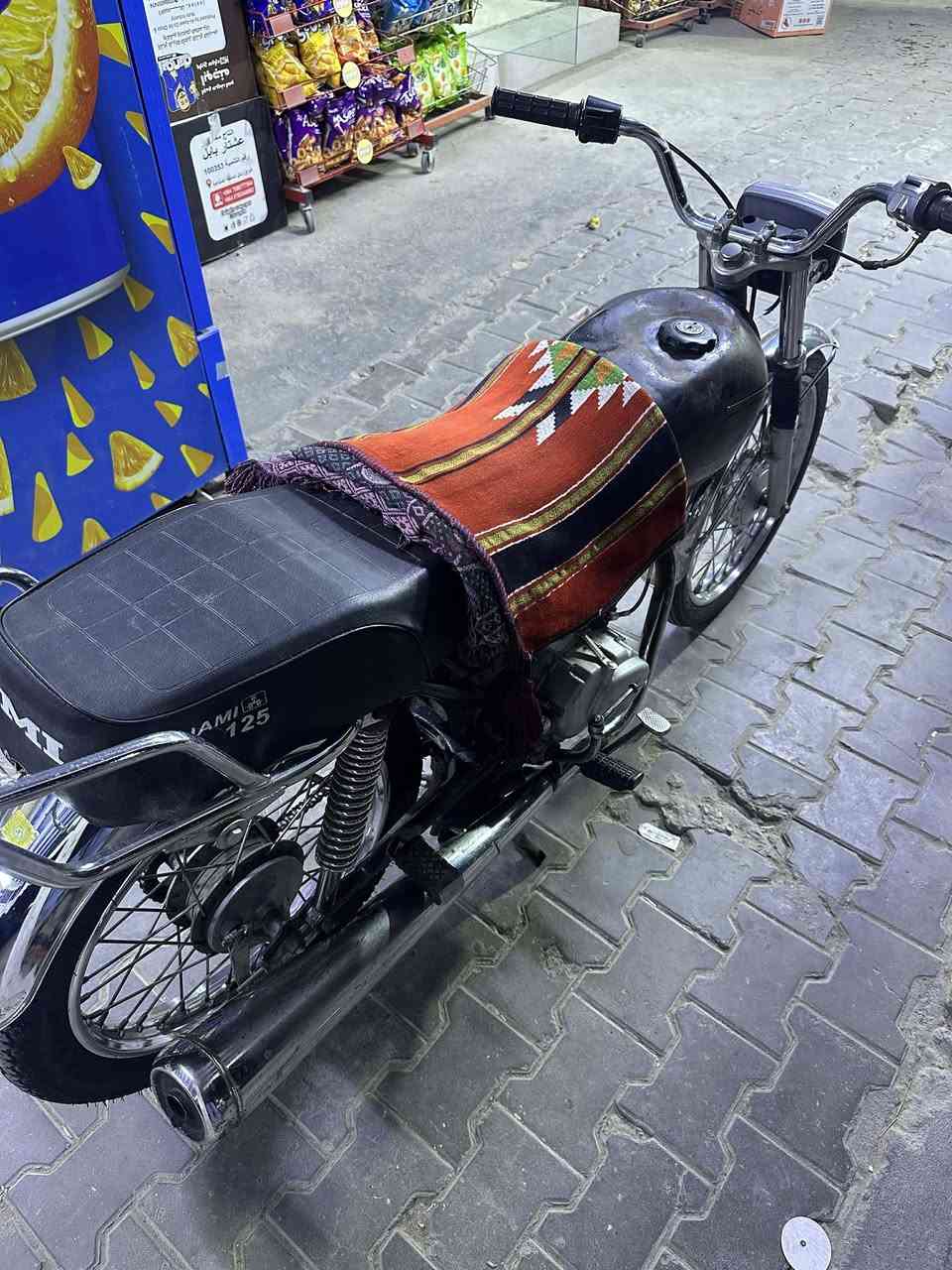 السلام عليكم دراجه اربعه كير للبيع كلك مكفوله من السرقه السعر 300 وبيها مجال مكاني كربلاء ***********
