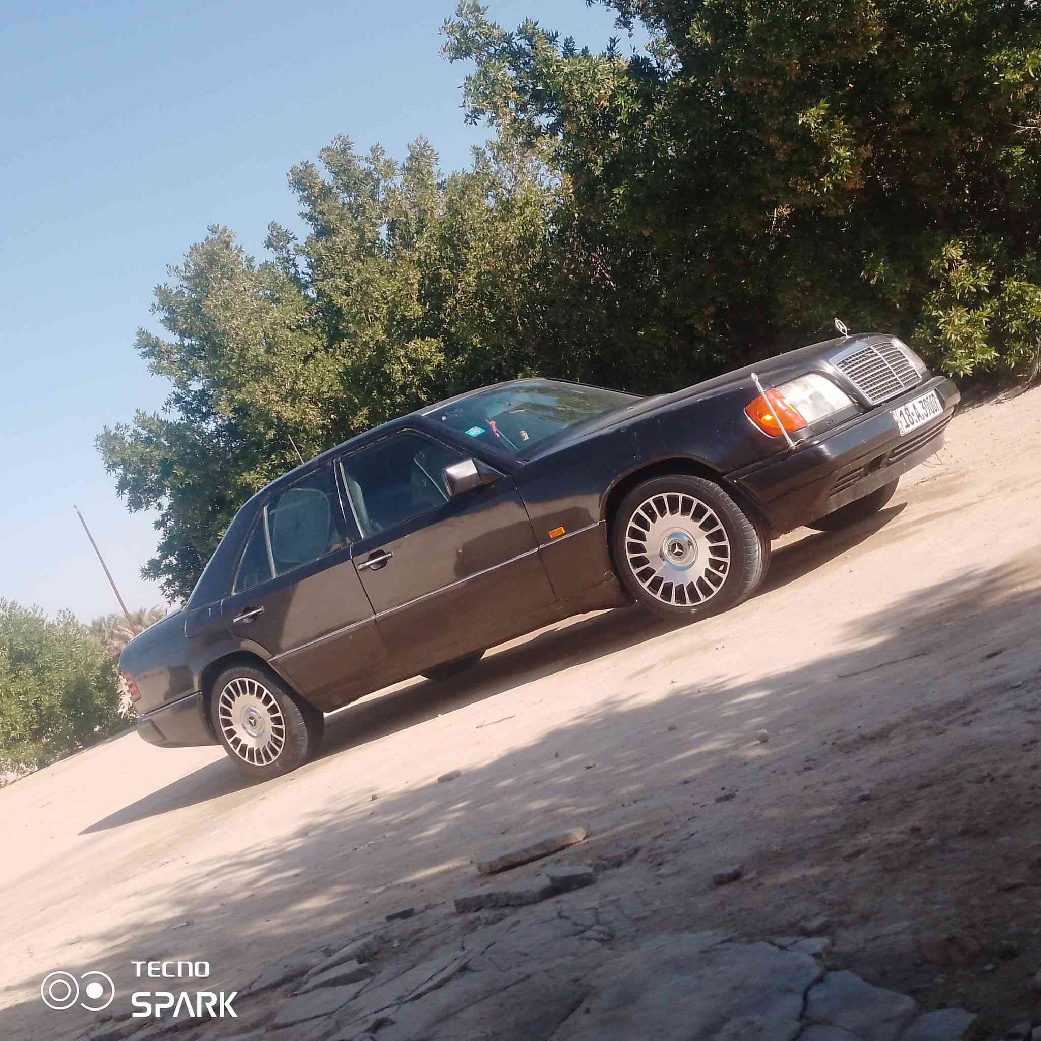 للبيع مارسدس موديل 90 رقم دولي هزه جديده محور 3000 فيشه او بطل  دواخل جلد كهرباء حدادية جديدة ويل 17كهربائيات كاملة تبريد تدفئه.... 
المكان الناصريه  قضاء البطحاء 
***********
