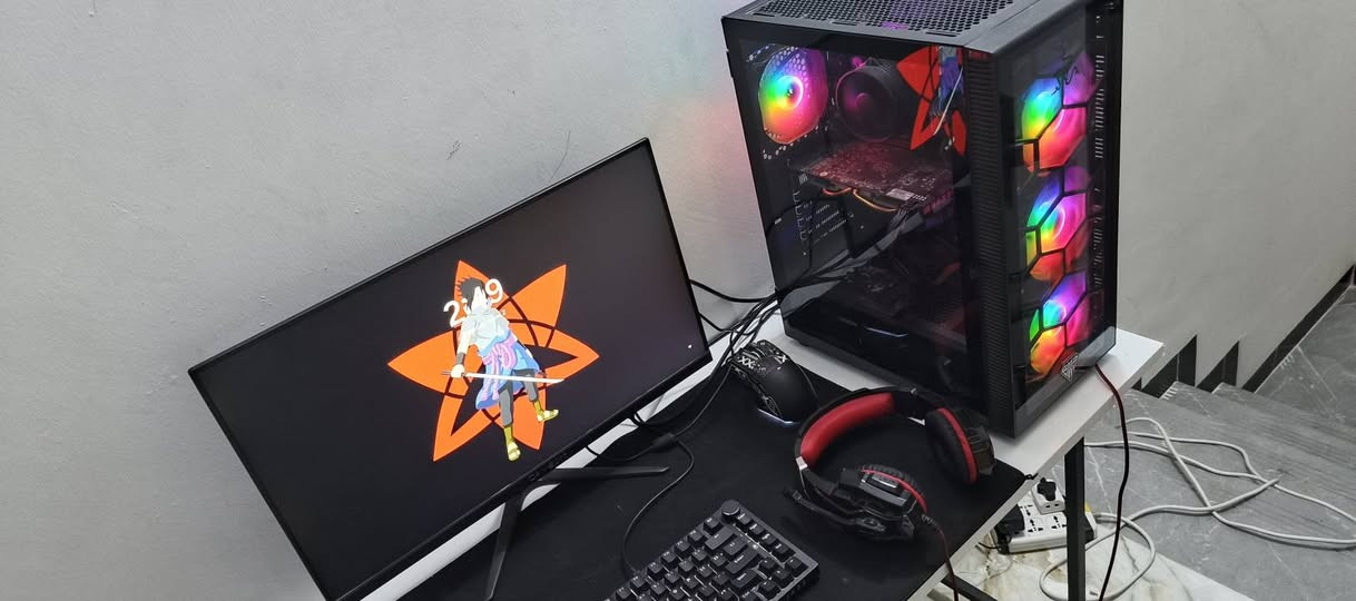سيت أب كامل للبيع 
كيس ويندوز 11 برو اصلي
معالج i5 101400f 
كرت شاشة rx580 8G
مذربورد MS-7E05 
رامات 8  3200
بورسبلاي 600W
ssd256
كيس X3GLASS
ماوس اتارك شارك X11
كيبورد AJAZZ AK820 ميكانيكي سويتشات حمر
شاشه من كيم اون  120هرتز
ستجابه 0.5
IPS
حجمها 24 
و شاشه 2k
و سماعة G9000
و ميز مكتبي لون ابيض عرض 100 و طول 50
________________________________________
هدايه
ماوس باد عدد 2
مع قطعة شبك انترنيت
مع قطعة مال سماعة على مود مايك
________________________________________
كل قطع كراتين مالتها موجوده
________________________________________
سعر 625 و توصيل 5 و عاربون 5 
اذا تريد تجي تفحص مكان الانبار رمادي 7 كيلو مجمع هندسي قرب جامع سلام ***********
