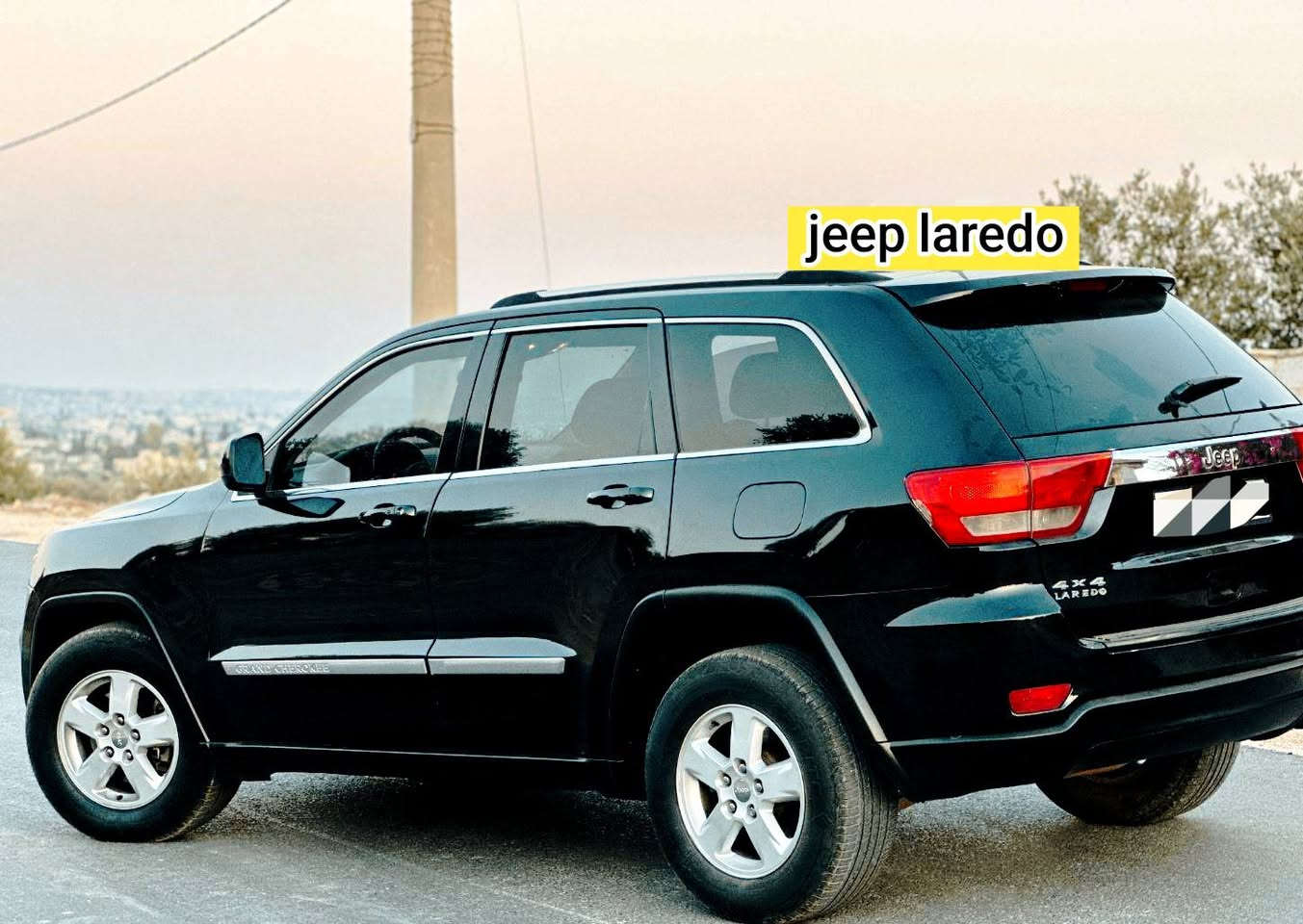 جيب لاريدو 2011
لون اسود قتران  
ماشية 184
سيارة شوية جاملخ الخلفي بدو دواخل 
گير و محرك بشرط 
دفع رباعي 
سنوي جديد ٤ تايرات جديد 📮
سيارة حلوة ونظيفة 
ماتحتاج مصروف جاهزة 
مكينة كير مكفولات
مكان/ قضاء بردرش
*********** الشيخان, نينوى
