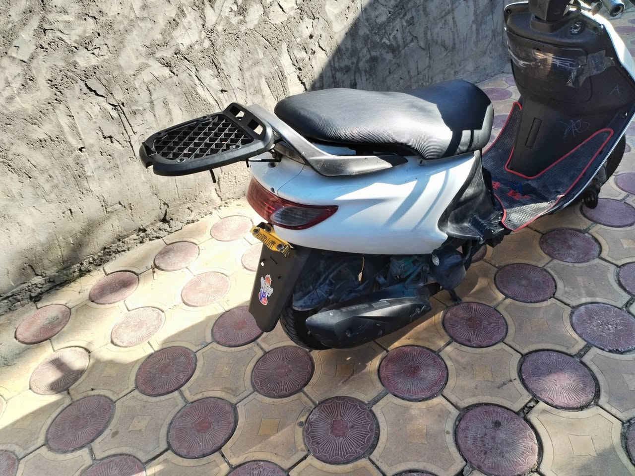 دراجه فراشه للبيع نظيفه
دراجه ما مفتوحه تعال وشوف بعينك دراجه خير من الله مال واحد يروح الدوام ويرجع ما متعبها الي يريدها يتصل علا رقم لين رجأ مكلف بلنشر تصل علا رقم *********** سعر الدراجه 450 وبيها مجال تعال كلب بيها وبيك خير وتدلل
