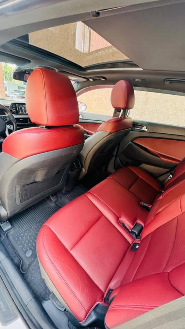 ---
*للبيع:+Hyundai+Tucson+Facelift+🚙*

*المواصفات:*
-+*الموديل*:+22/12/2020+Facelift+
-+*الكيلومتراج*:+150,000+كلم
-+*اللون*:+أبيض
-+*الداخلية*:+جلد+أحمر+Bordeaux+فئة+Executive
-+*المميزات*:+فول+أوبشن،+سقف+بانورامي،+شاشة+كبيرة،+
-+*الحالة*:+نقية+بزاف،+تبارك+الله
-+*الثمن*:+25+مليون+و+نصف+

*للتواصل*:+المرجو+التواصل+فالخاص+لمزيد+من+المعلومات+والصور الصويرة, المغرب


**إذا كنت صاحب هذا الإعلان وتريد حذفه لأي سبب، رجاءا أرسل رسالة إلى الدعم الفني**