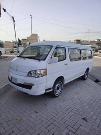 جنبي موديل ٢٠١٣ سيارة جاهزة تخم تاير جديد حداديه محرك كير دوشمة شاشة ب...