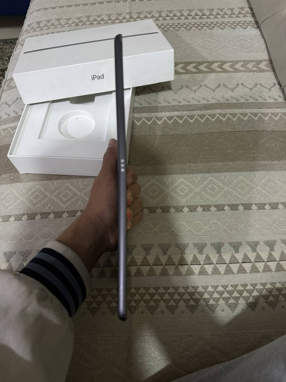 سلام عليكم ايباد 9 ذاكره 64 بطاريه 86 الجهاز نضيف كلش الجهاز مبدل بلزمه اصلي شرط وطيك بي ضمان وبي كامره سلفي واكفه وبصمه واكفه باقي مكفول ويا كارتونه بس الجهاز للبيع سعر 140 قفل رجائن بدون عمله عنواني كربلاء حسينيه جريه رقم ***********
