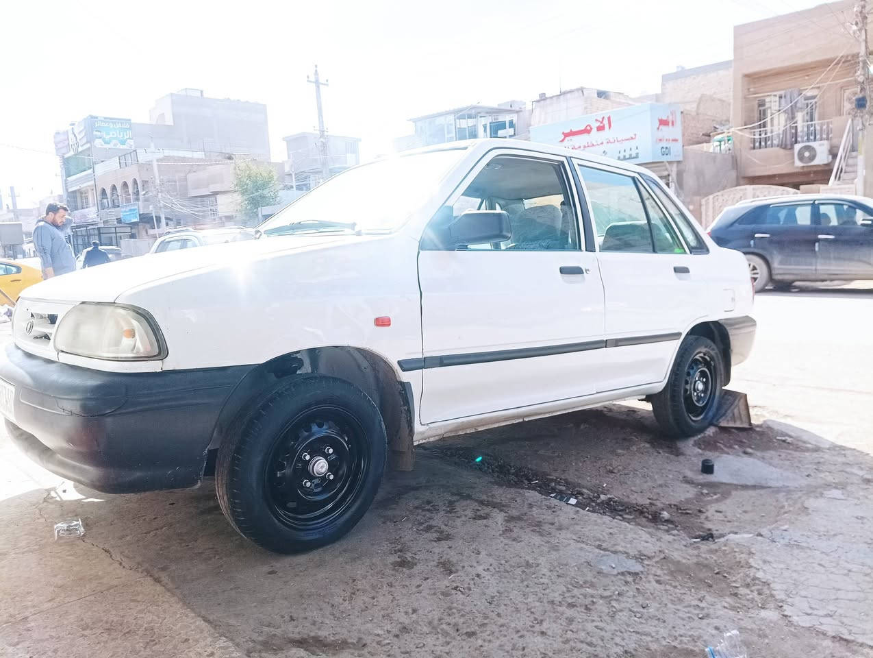 السلام عليكم من رخصت مدير الاكروب المحترم 
سايبه 2011 دشبول نفخ رقم دولي جديد بيه تصليح 
هلالات الداير السعر 35 بيه مجال بصيط شرط التحويل 
بغداد حي الامين الثانيه ***********
