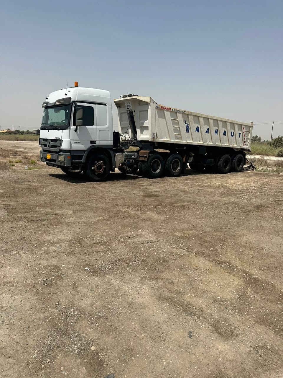 سلام عليكم اكتروز للبيع 2011راس وعربانه رقم انكليزي شمالي تفاصيل اكثر ***********
