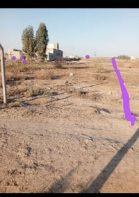 للبيع قطعة أرض مساحتها 1200 مكان القطة في حي منصور عمود (234 )ويتوفر ش...