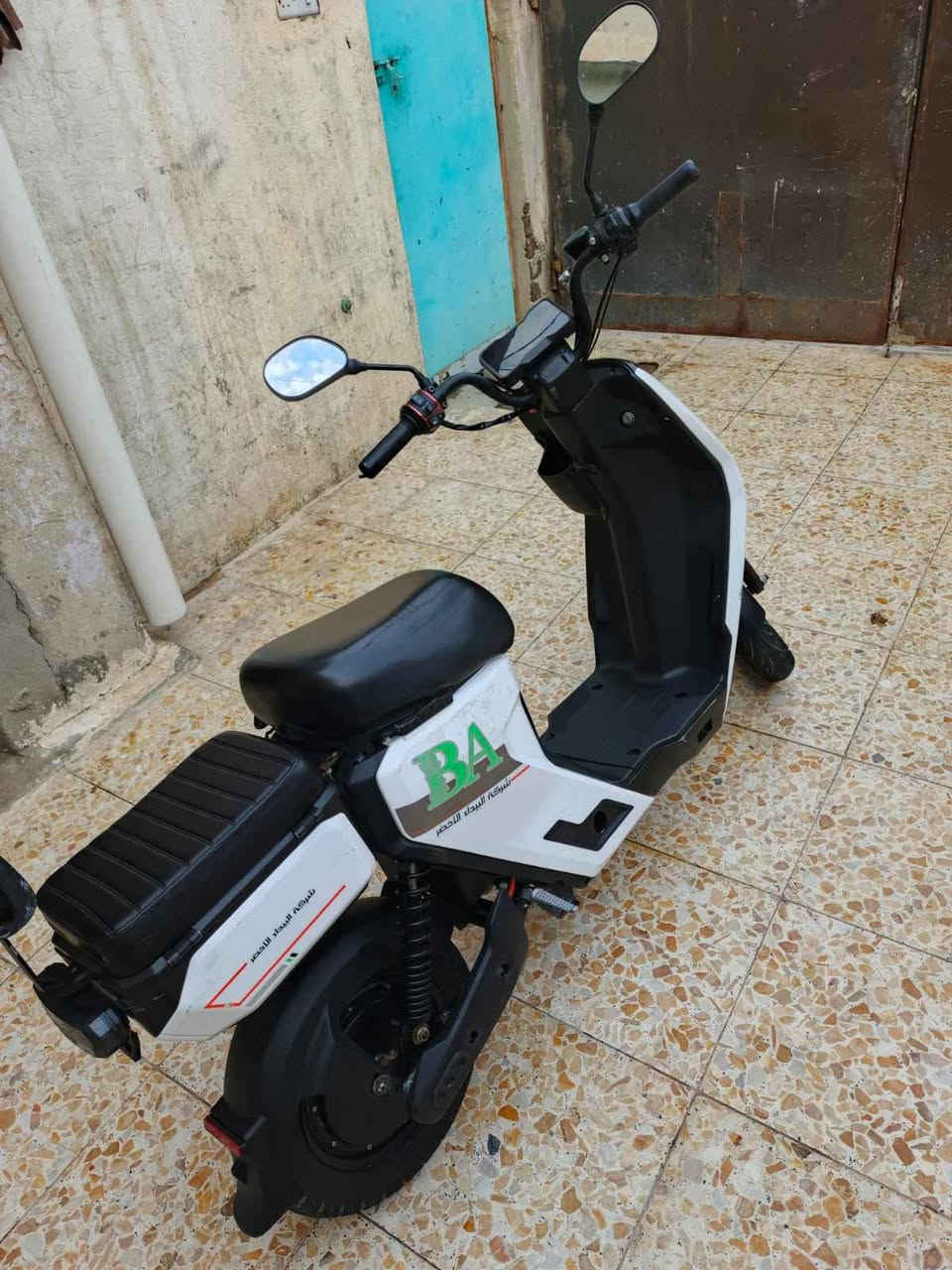 💢 دراج (BA) من ||شركه البيداء الاخضر|| 
📍حجم الملف 800 حقيقي
📍 5 بطاريات.. البطارية الوحده32 امبير 
📍سرعته 50 حقيقي
📍 بريك امامي هايدروليك
📍منفذ شحن للمبايل .. 
📍 ما بيها أي نقوصات كاملة + نظافتها 95% 

💢 السعر: 400 الف 
للتواصل واتساب : ***********
💢 مكاني: بغداد ، بغداد جديدة ، الامين الثانية
 
رجاءا .. العندة ملاحظات لا يكسر بحلال الناس بغداد, العراق
