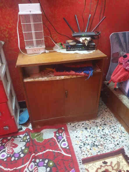 غرفه للبيع ست بوب كامله غير متواجد ع الفيس الأتصال ***********
