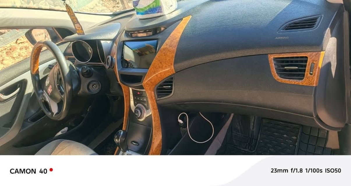 السلام عليكم النترا موديل 12 رقم نكليزي  محرك 1600كوري وراد كوري كلها شغاله سياره نضيفه مابيه اي حادث صبغ قليل بلاد السعر 92  البصره القرنه ***********
