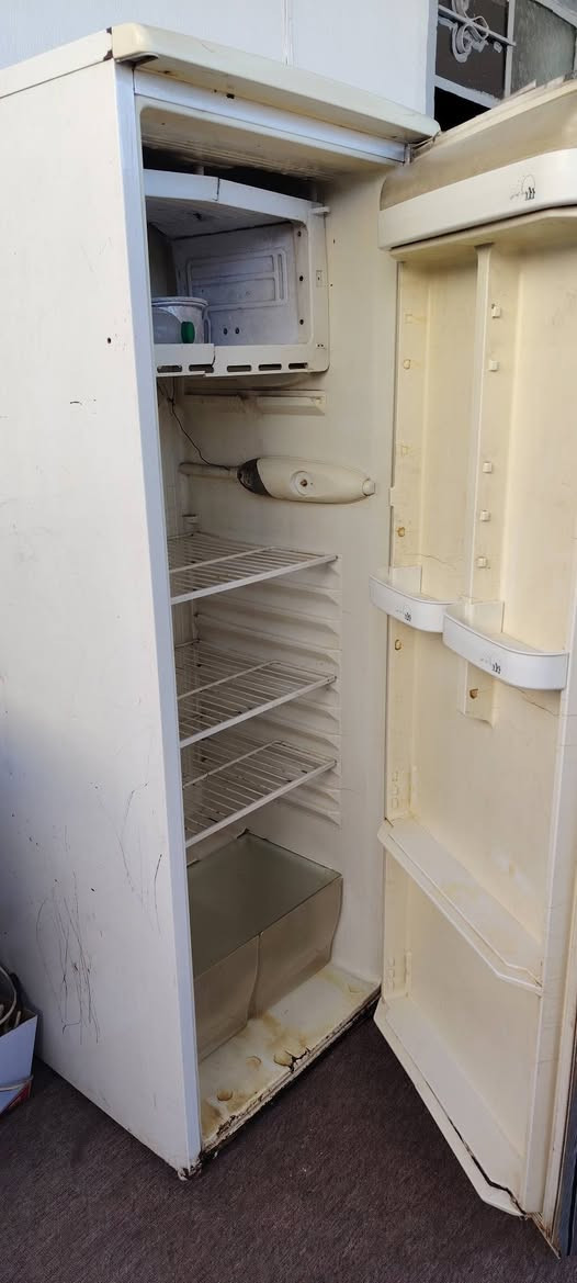 ثلاجة حجم كبير باب واحد.. شرط،التجميد.  السعر 50 
عنوان الانتصار شارع 60 قرب اسواق الخضراء


**إذا كنت صاحب هذا الإعلان وتريد حذفه لأي سبب، رجاءا أرسل رسالة إلى الدعم الفني**