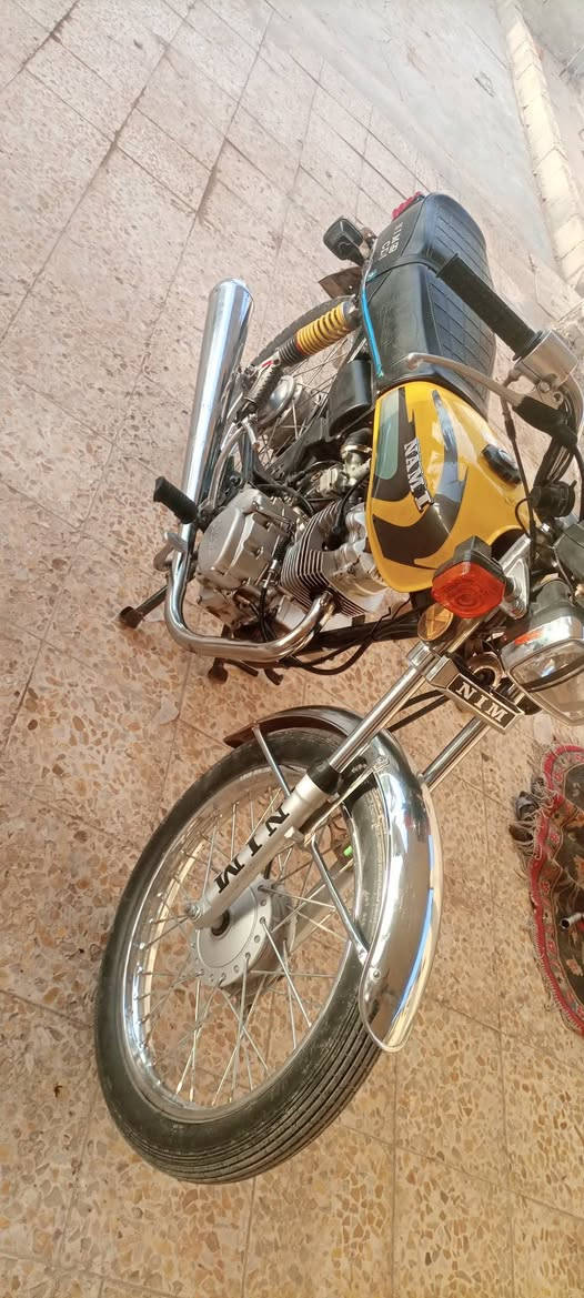 سلام عليكم 4 كير اوراق سنساخ موديل 26 نامه متياز سعر 450 وبيهة مجال***********
