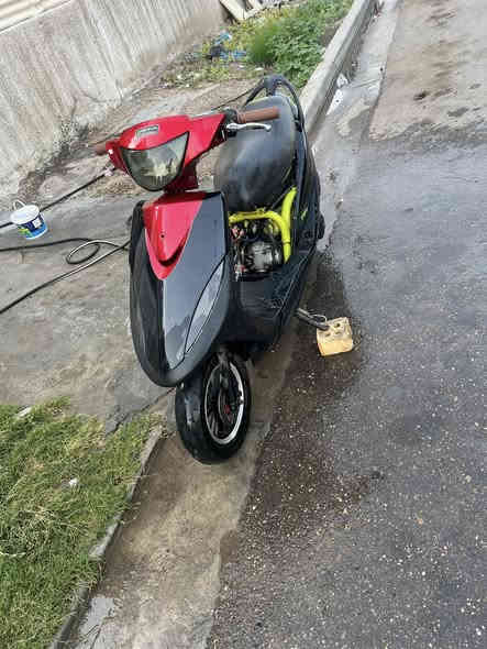 سلام عليكم دراجة ماكس عدلة  للبيع دراجة نظيفة مكينة نشطة شلعة ومعدل  السعر 450 العنوان بغداد حي الخضراء 
غير متواجد على الفيس 
للتواصل ***********
