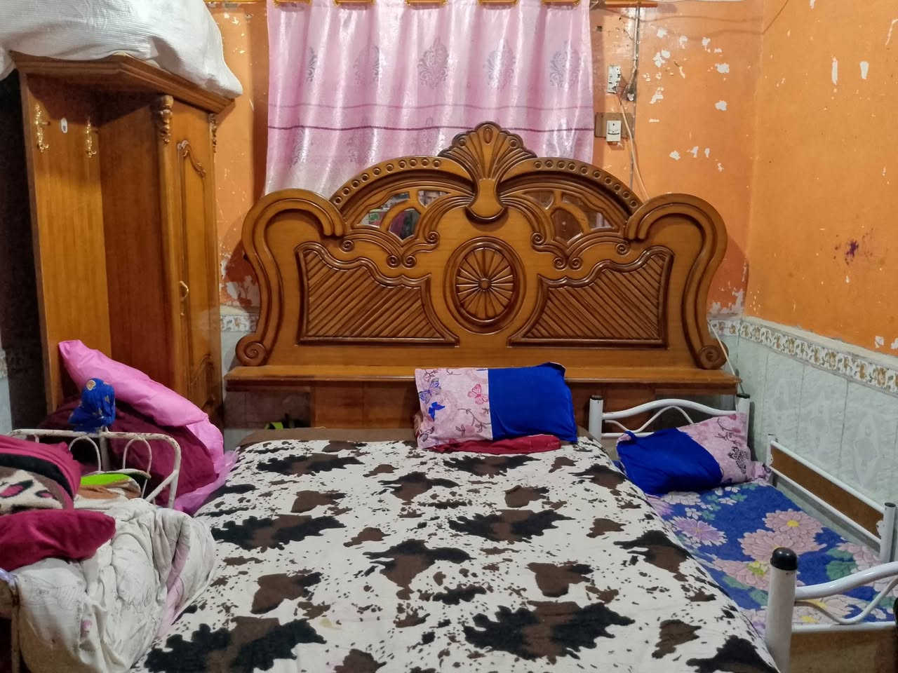 غرفا للبيع نضيفه ماناقصها اي شي سعر 700 وبيهه مجال لشراي مكاني كرمه علي حي الرساله


**إذا كنت صاحب هذا الإعلان وتريد حذفه لأي سبب، رجاءا أرسل رسالة إلى الدعم الفني**