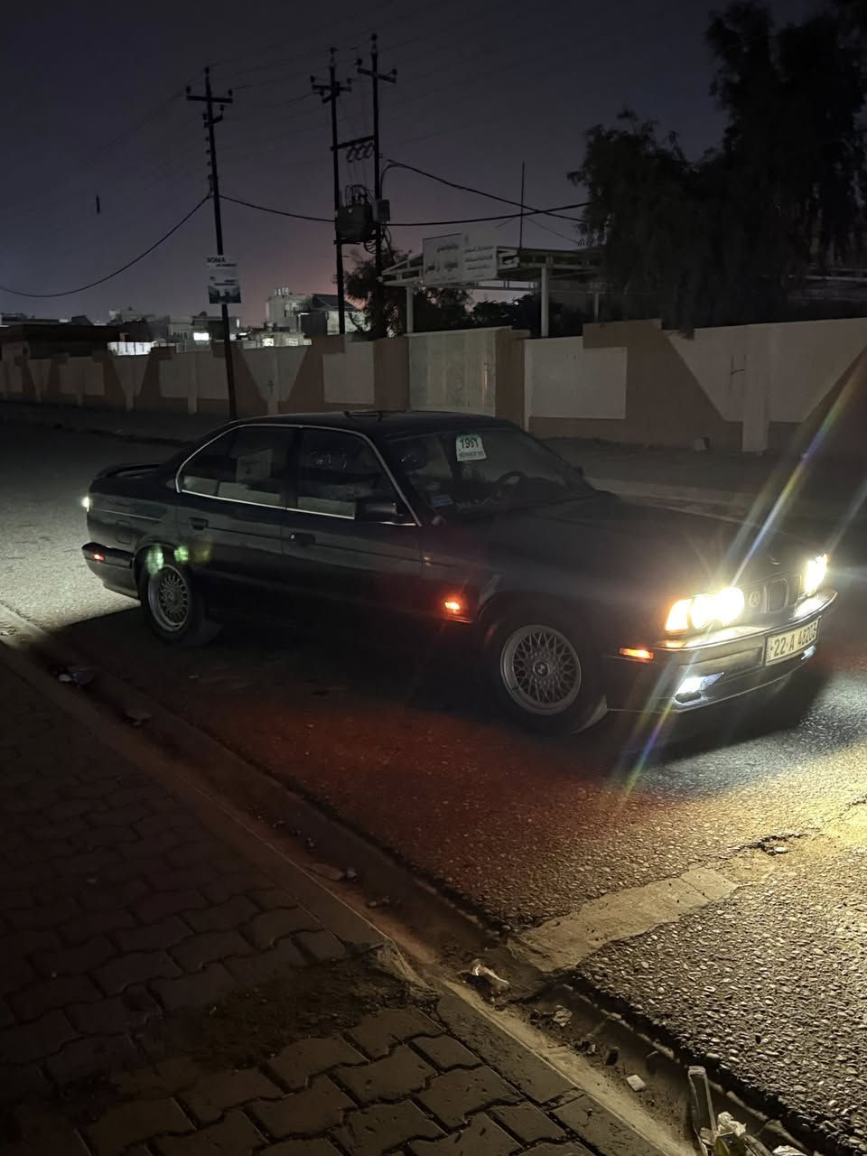 السلام عليكم بي ام 525اصل وفصل رقم اربيل تحويل ثاني يوم تدفه تبريد كله شغال صدر امامي خلفي كله جديد ترايك للبصره موديل 91كشنات جلد بلادي كشنات كله كهربايات السياره ماناقصه برغي السياره فقط مصبوغه جماليه اي حادث مابيه كله بلاد كهربايات كله شغاله مكان السياره كركوك السعر 80 وبيها مجال حك الجيه ومراوس هم يرهم حسب القناعهً وهاذا رقمي ***********
