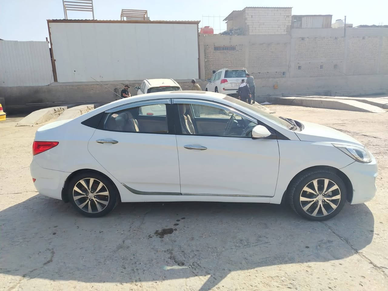 اكسنت2014
محرك 1600
5 ويل كب
محرك وكير مكفولات
سلايت روف
قطرتين
ماشيه ١٤٣ الف
تحكم ستيرن
بيهه جاملغ وباب امامي مبدل بلادي
للاستفسار يرجى المراسله او الاتصال على الرقم
*********** ديوانية, القادسية
