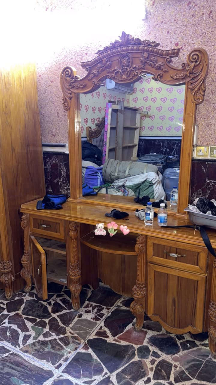 غرفه صاج تزكام عراقي ممستخدمه جديده تفصالها ب6 ملاين بيع ب2 مليونين ونص مستعجلين على بيتها بسبب بيع البيت مكان بلديات بغداد الائمن العامه


**إذا كنت صاحب هذا الإعلان وتريد حذفه لأي سبب، رجاءا أرسل رسالة إلى الدعم الفني**