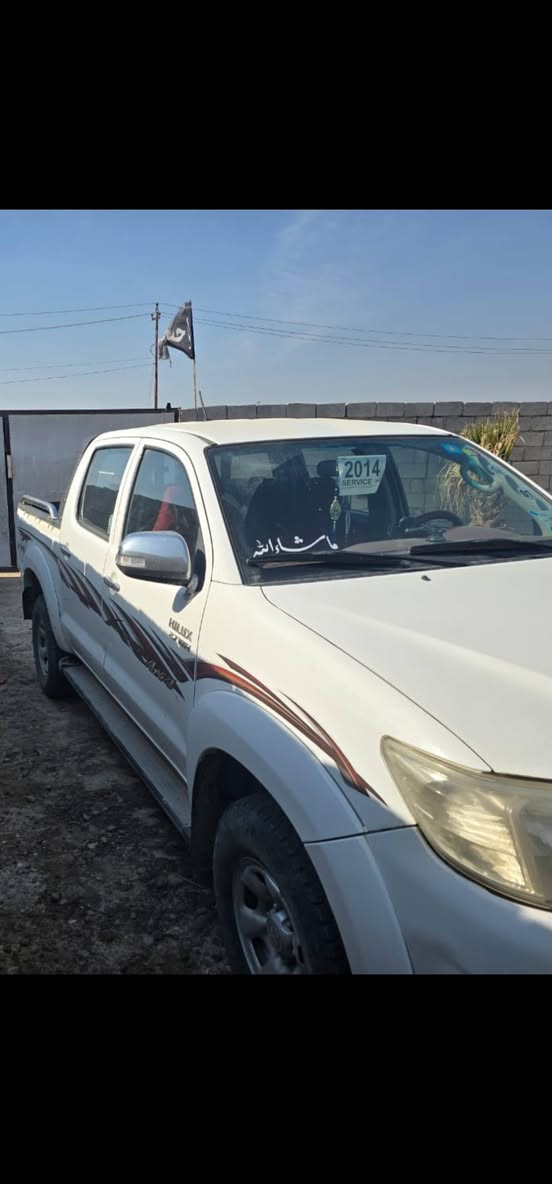 السلام عليكم/ للبيع فورويل 14 سعودي كفاله من عده ملاحظات مرفقه بلسونار/ رقم مثنى
السعر  205 بيه مجال 
مكلف بلنشر مكلف بلنشر   ***********
