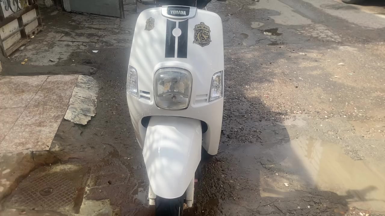 دراجه بوليسي. شلعتها تخبل مكينه مامفتوحه بلاد شرط فحص وضمان يوم سعرها 750 مكاني بصره الجزائر رقمي ***********
