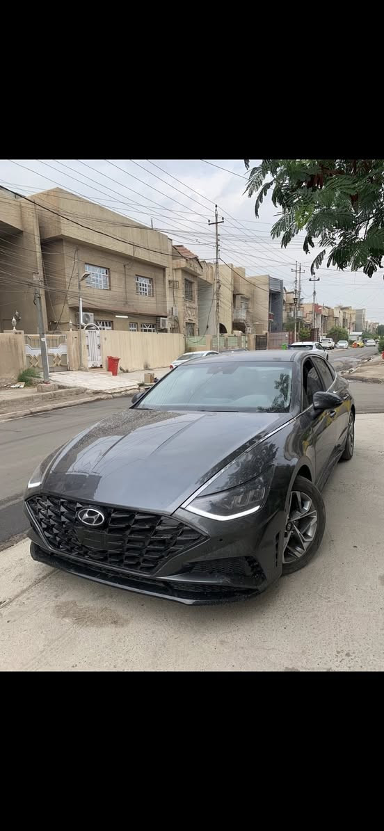 سوناتا 2023 بدون رقم مواصفات sel بيها صبغ 5 قطع سياره حلوه وجاهزه بدون نقص السعر 142 وبيها مجال بسيط 
*********** 
‭0788 287 0045‬
