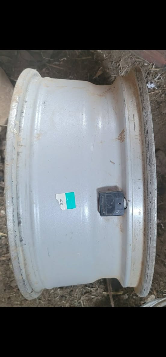 طقم جنوطه همر H3
١٧ انش


**إذا كنت صاحب هذا الإعلان وتريد حذفه لأي سبب، رجاءا أرسل رسالة إلى الدعم الفني**