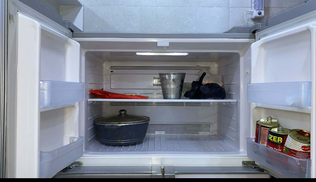 السلام عليكم غراض بيت مستعمله للبيع ثلاجه اخت الجديده ارتفاع ١٤٠ السعر  ١٧٥   ثلاجه هيتاشي ٤ ابواب ب٧٥  مغسله مع خلاط٣٥ بلازما الحافظ حجم ٣٢ بدون نت السعر ٧٥  قفص مكيف ٢٥ كاميرا مراقبه عدد ٢ غير مستعملات ب٤٥ مكنسه كهربائيه ب٣٠ سبب البيع الانتقال  والاسعار بيها مجال للشراي مكان تقاطع درويش المعالف قرب جامع البستاني


**إذا كنت صاحب هذا الإعلان وتريد حذفه لأي سبب، رجاءا أرسل رسالة إلى الدعم الفني**