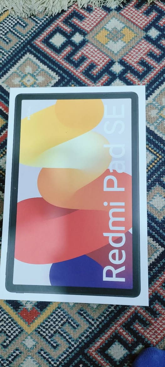 ايباد ريدمي SE من شركة شاومي للبيع كامل ملحقاته جديد ما مستخدم و لا مشتغل 
البطاريه 8000 الذاكره 256 
العشوائية 8 
الشاشه 90هرتز 
مدخل شريحة
حجم الشاشة 11 
السعر 215 مع التوصيل 
علما سعره 260 بالسوك 
الهاتف***********
يوجد توصيل كافة محافظات العراق.

