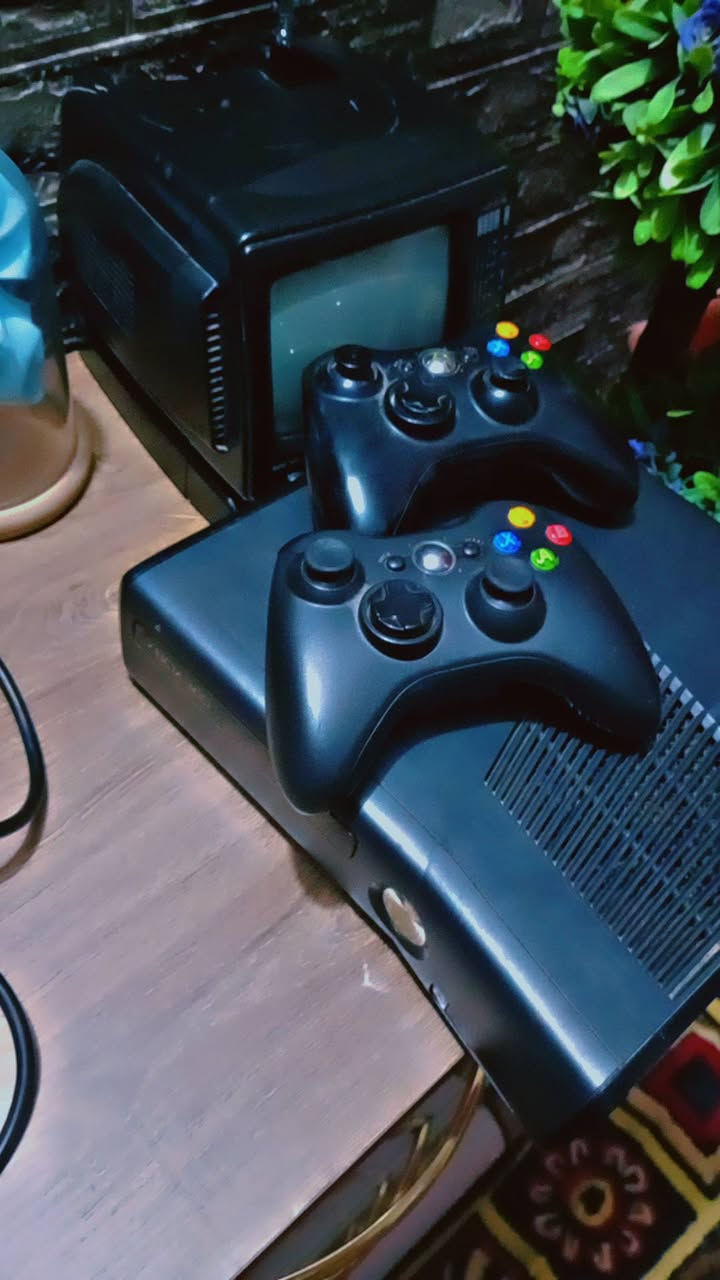 سلام عليكم Xbox 360 نظافة فول مهكر كامل ملحقاته الاصليةجوستكات اثنين 2 اصليات محولة اصلية مع الكيبل 
شاحن جوستكات  + كيبل HD كامل مكمل سعر 100 كلشي موضح بلصور واي استفسار انا خادم


**إذا كنت صاحب هذا الإعلان وتريد حذفه لأي سبب، رجاءا أرسل رسالة إلى الدعم الفني**