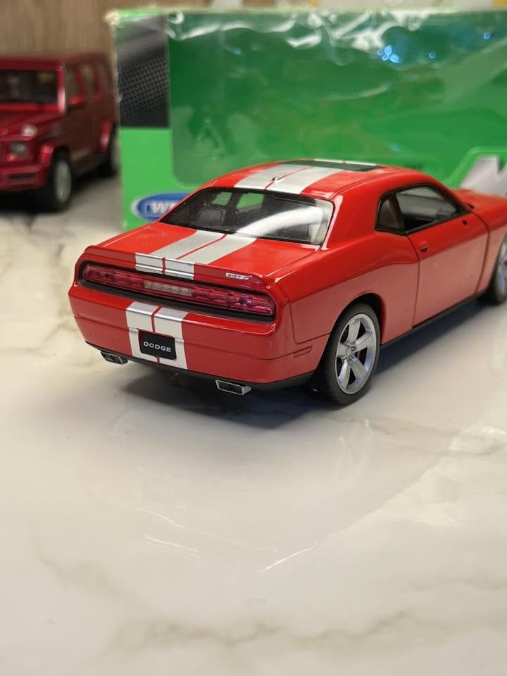 جالنجر SRT V8🔥
موديل 2012
حجم 1/24 
من شركه / ويلي

للتواصل : ***********
حساب تيك : diecastbaghdad0
انستا : diecast_baghdad_1
فيس بوك  : طه جمال العامري
