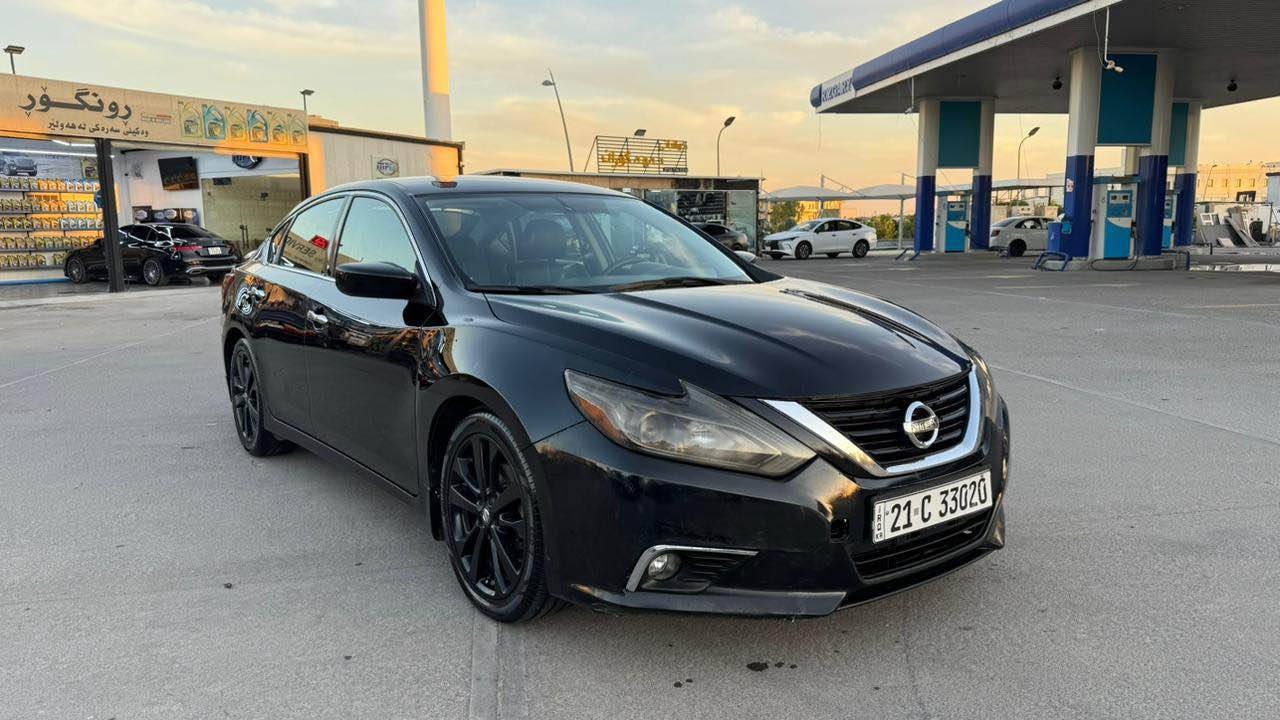 Nissan altima 2018 SR
سپيشةل فول فول midnait
بةس سلايت نية
شاشة گةورة رادار بةسمة شةغال
كوشن كارةباى هيتةر كوشن جلد 
ويل رةش بةكلايت بلاك توپ بيلادى

تةنها بونيت بة بيلاد گوراية بة شةرتى ژورةوةى نةبيت
ارباگ بةس سوكان سيستةمة

سةنةوى نويية بةناوى خومة
گير و مةكينة هةمووى بةشةرت

نرخى 120 مةجاليكى زور كةم 
ناونيشان هةولير
***********
*********** أربيل, العراق
