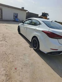 النترا • ٢٠١٦ • امريكي