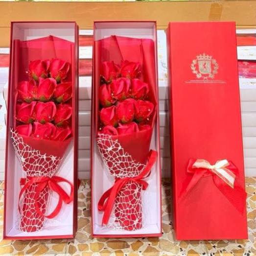 يتوفر كافه نواع الهدايا لعيد المعلم 
يتوفر تغليف و توصيل ***********/***********
مكتبة احمد جورج
