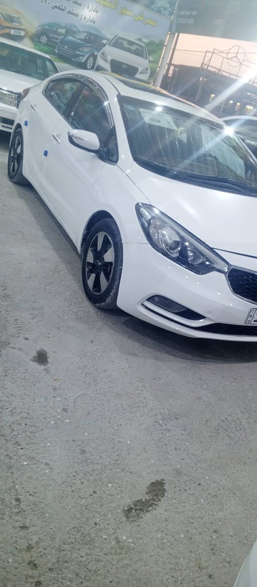 سيراتو 2013شكل ل14سيارره فول مواصفات فتحه بصمه فول
مصبوغه عام جماليه
مكفوله من ضربه السعر
95
***********
