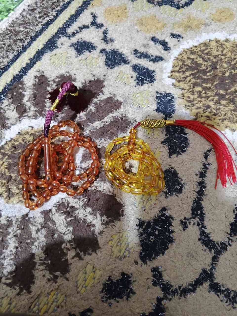 السلام عليكم للبيع سبحه كهرب حر من سامر البابلي صار عندي سنه عدد الخرز 55 شاهد ستندر وزنه 17 غرام مع سبحه سندلوس 101 باكستانيه سعرهن 35 الف لايوجد توصيل مكاني بصره/شط العرب/باب الهواء 
*********** واتساب
