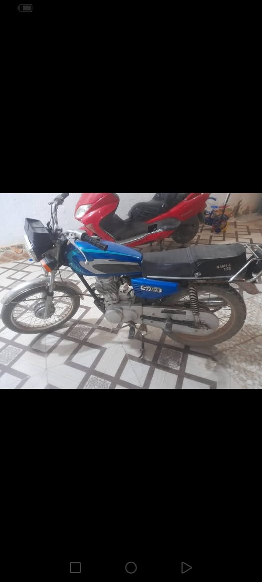 اسلام عليكم دراجه اللبيع محرك نامه وشاصي متياز مكاني ميسان قضاء الكحلاء دراجه بدون وراق سعرها   450  حق البيع الشراي يتصل او يراسل صفحه رقمي ***********
